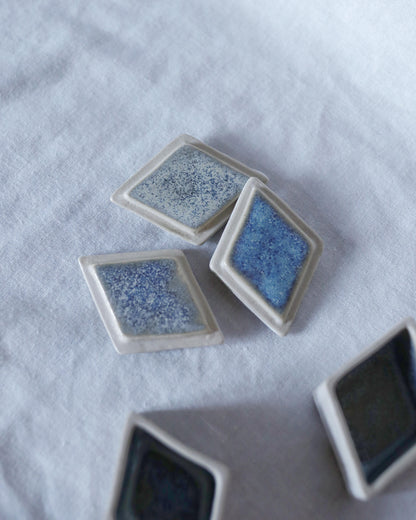 【完售】Deerahat x 苜苜 Muk Muk 聯名系列 - 寶石陶鑑｜月見絮夢