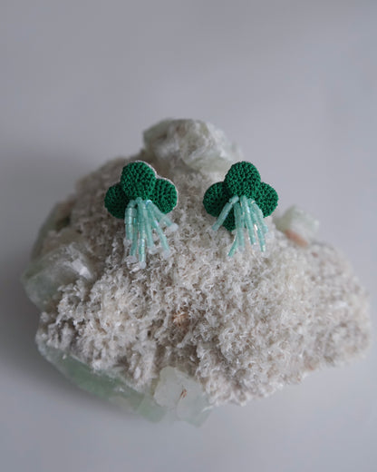 春天的贈物 –「花圃裡的噴泉」